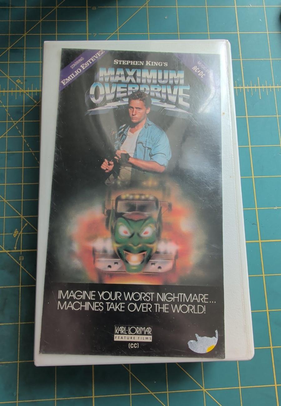 Maximum Overdrive VHS 1986 NTSC R Closed Captioned w/ Slipcase Karl-Lorimar