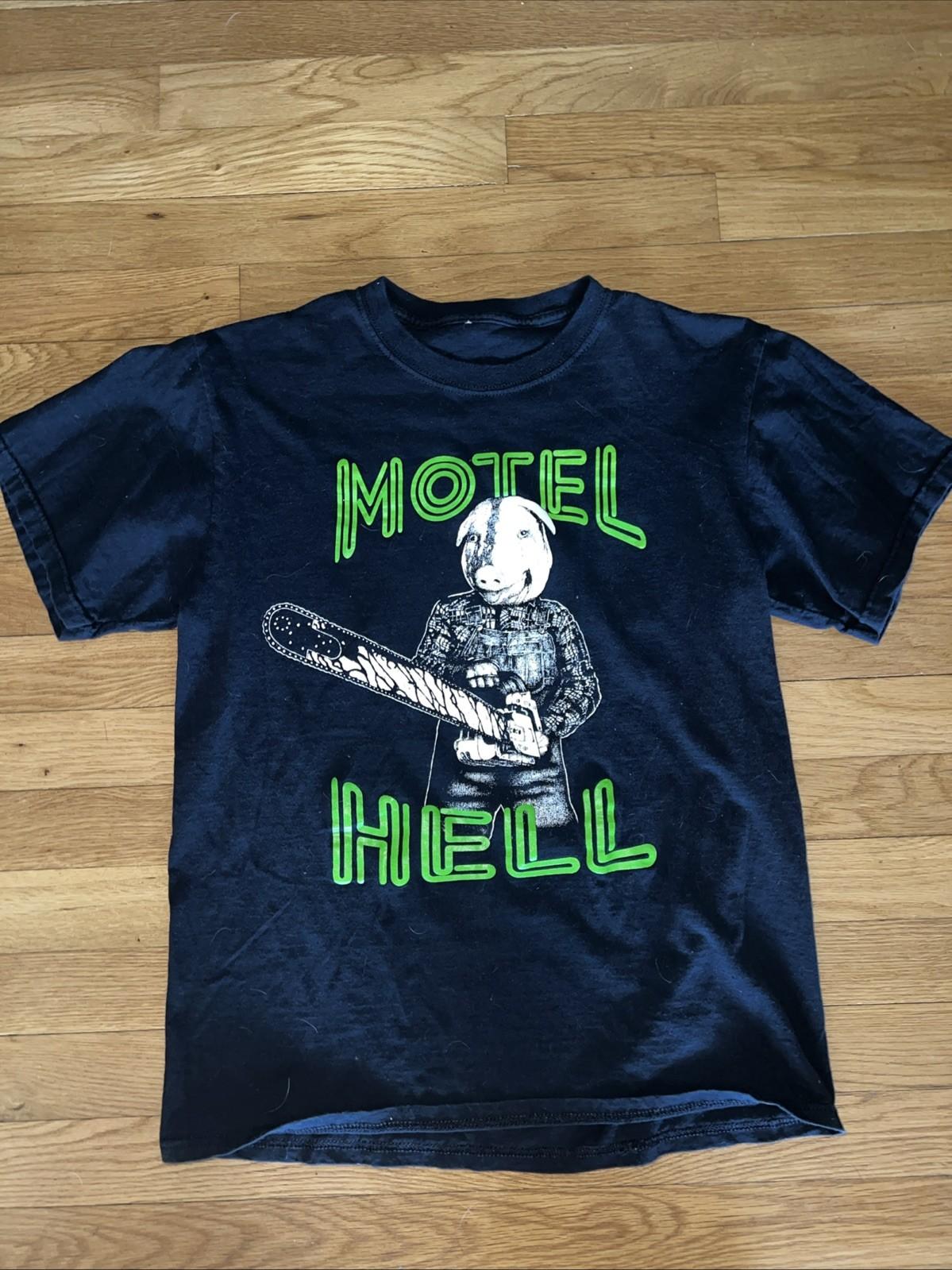 Rare Vintage 1980 Motel Hell Pig Chainsaw Horror Movie Promo Men Size S T-Shirt