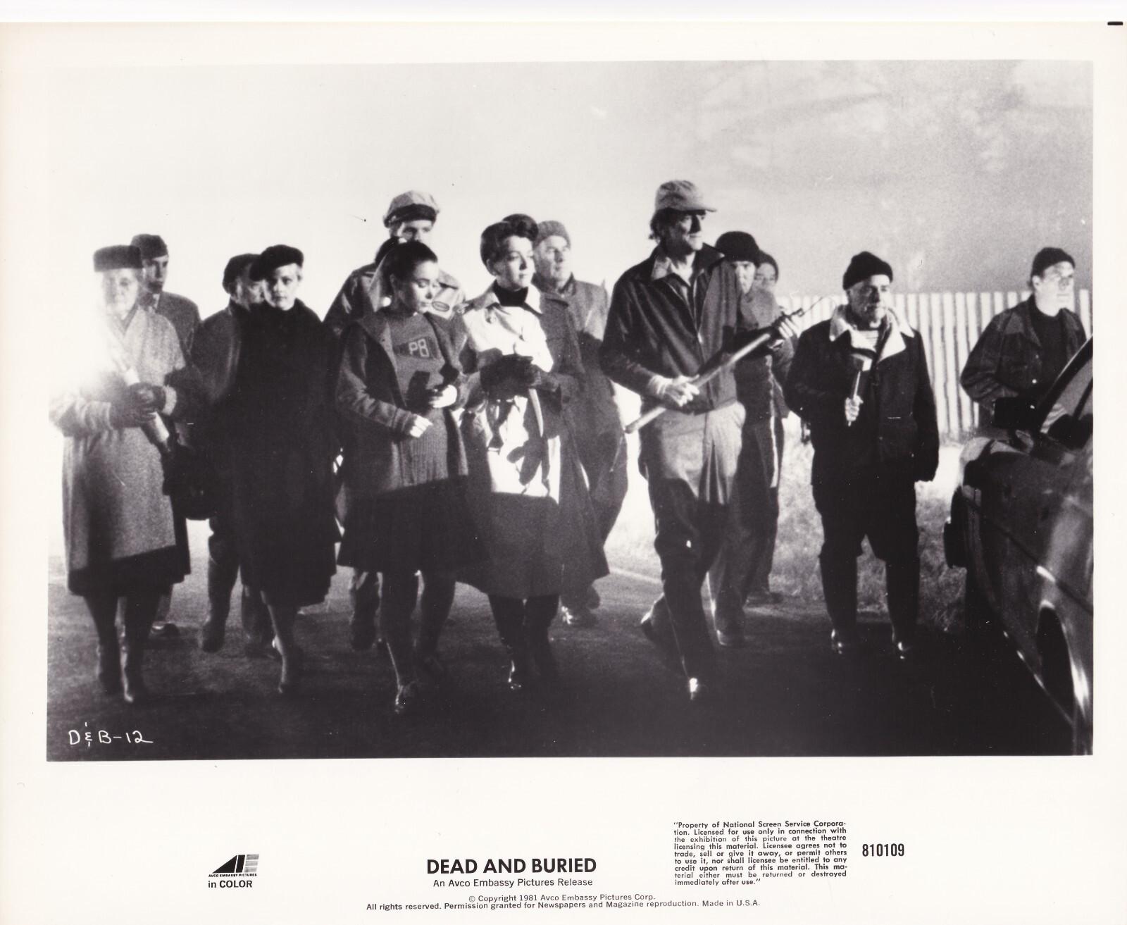 ⭐️ 1981 "DEAD AND BURIED" ⭐️ Avco Embassy ⭐️ Vintage Press Lobby Photo M380