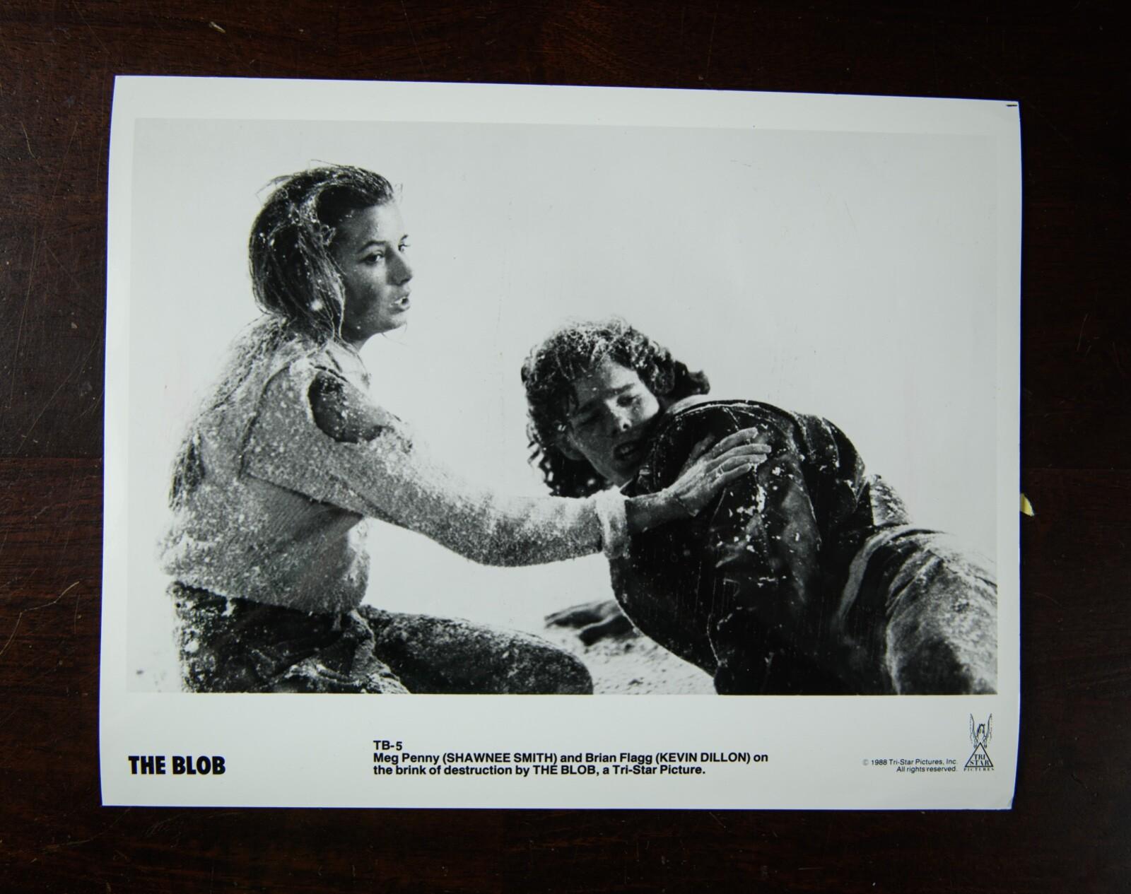 "The Blob" (1988) movie press kit photo - Kevin Dillon, Shawnee Smith