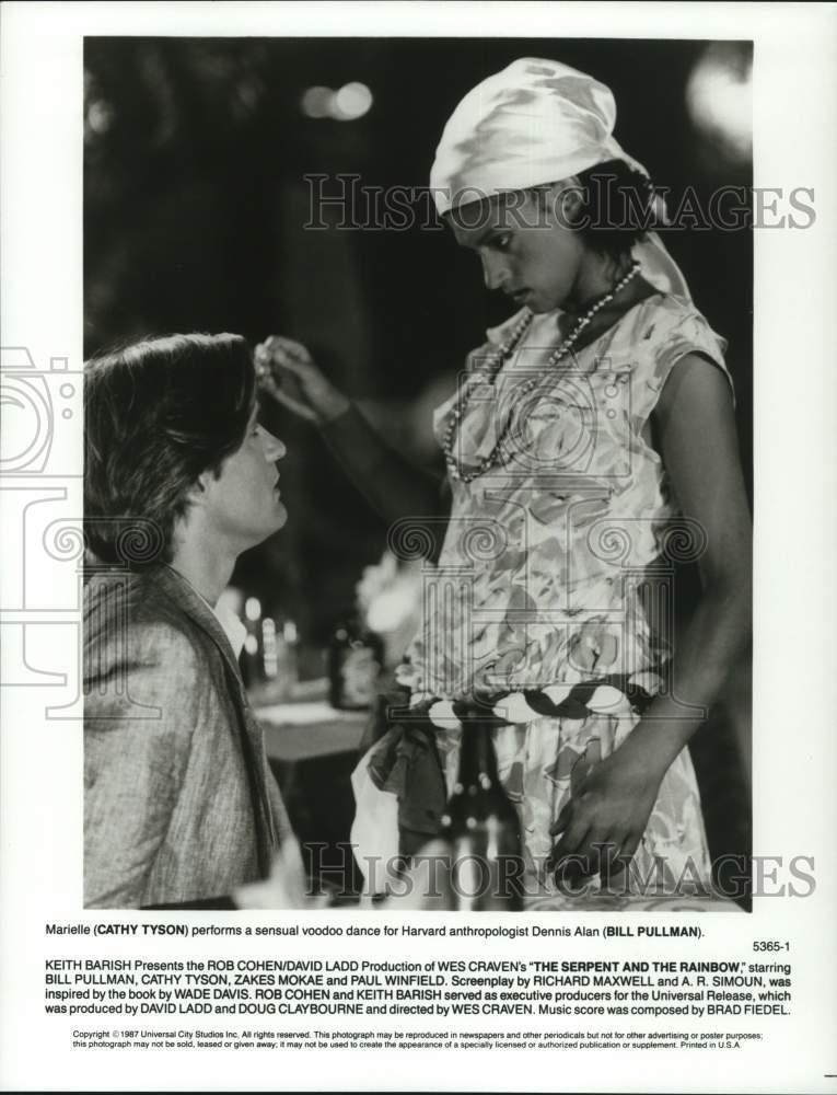1987 Press Photo "The Serpent and the Rainbow" Movie Scene - lrp75977