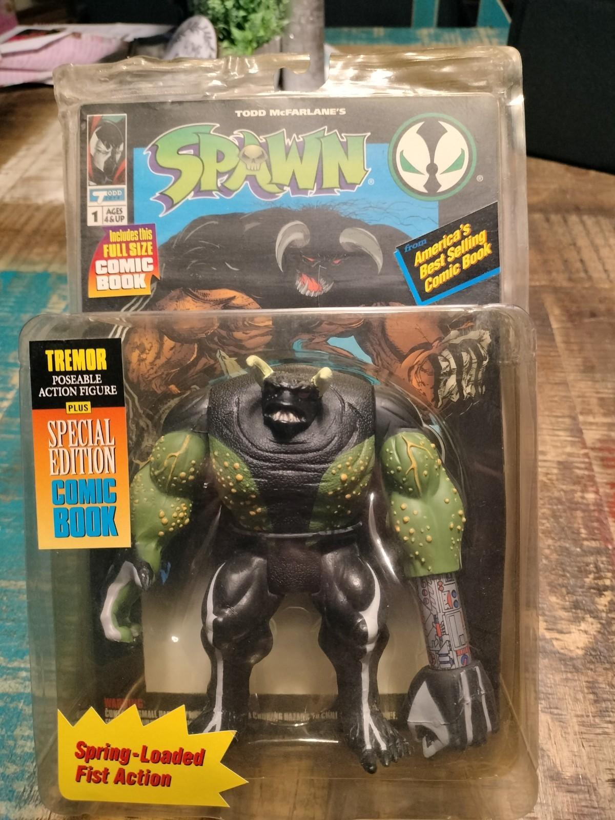 Tremor original Rarer Green Variant  1994 Spawn series figure SEALED