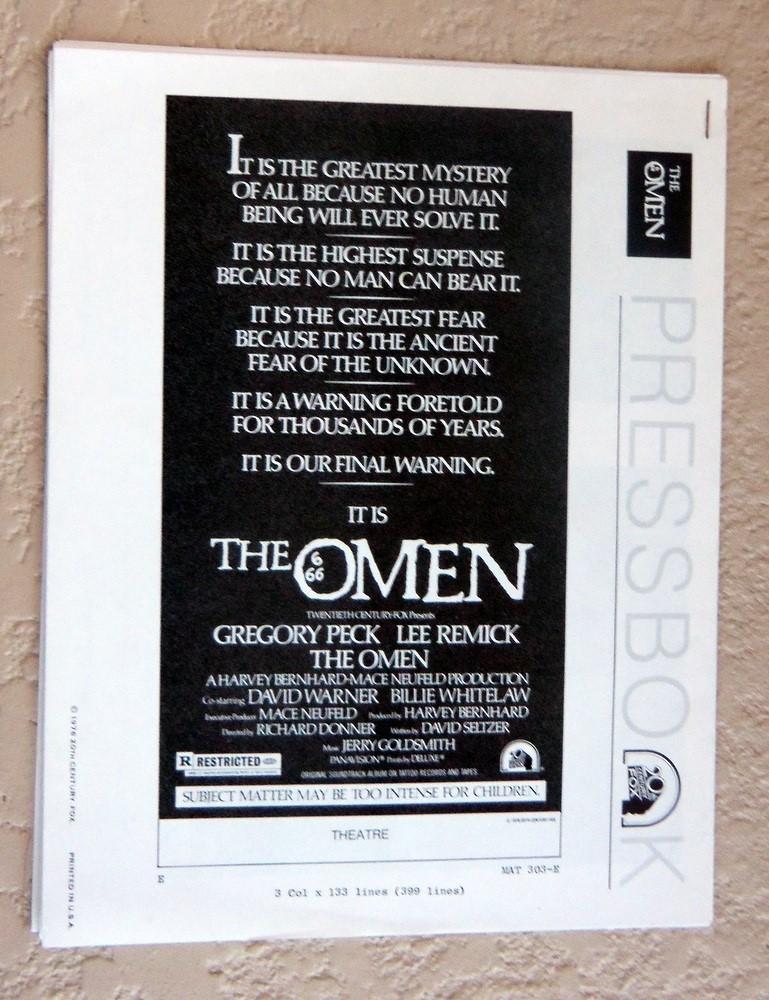 THE OMEN ORIGINAL PRESSBOOK 1976 PRESS BOOK NO CUT OUTS 17 PAGES