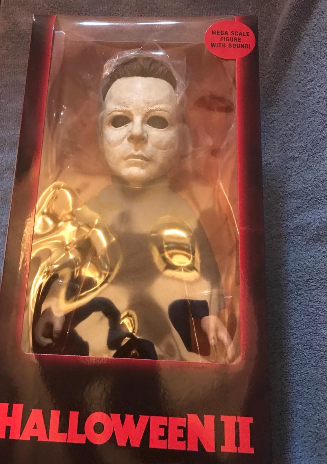 Mezco MDS Mega Scale- Halloween II (1981) - Michael Myers 15" Figure Brand New