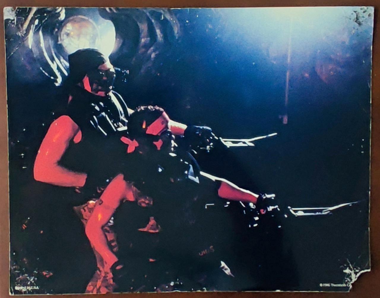 Jenette Goldstein & Michael Biehn ALIENS original 1986 Lobby Photo 11513