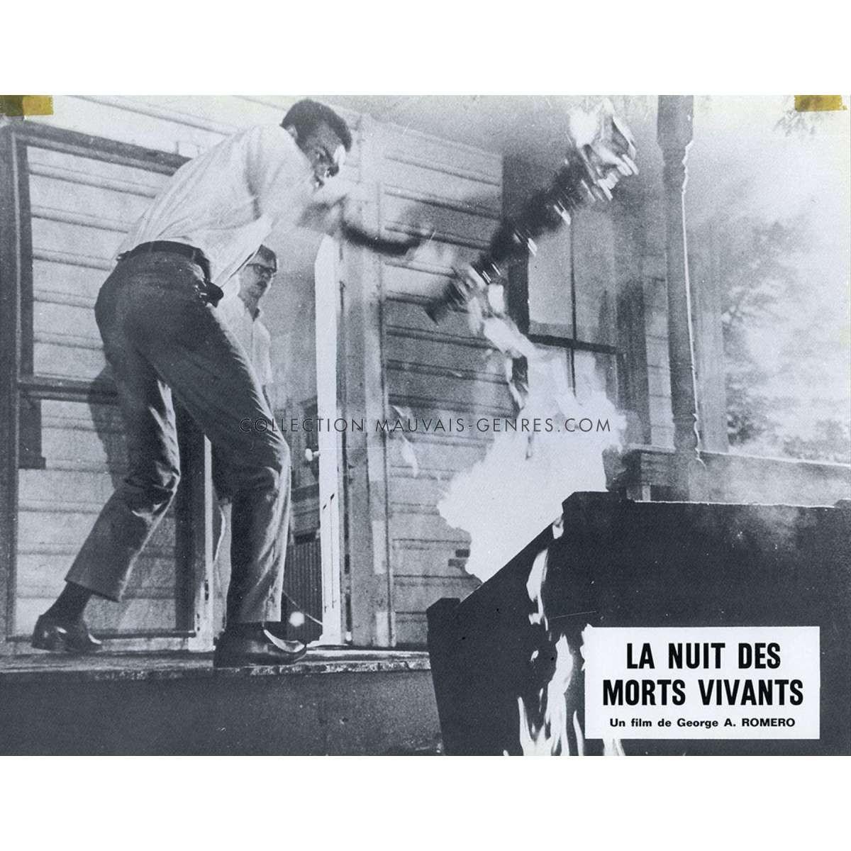 NIGHT OF THE LIVING DEAD French Lobby card N9 9x12 - 1968/R1980 - George A. Rome