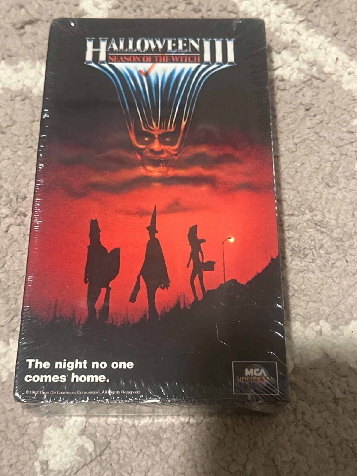 Halloween III: Season of the Witch VHS 1982 - Factory Sealed - MCA 1994 Blue WM