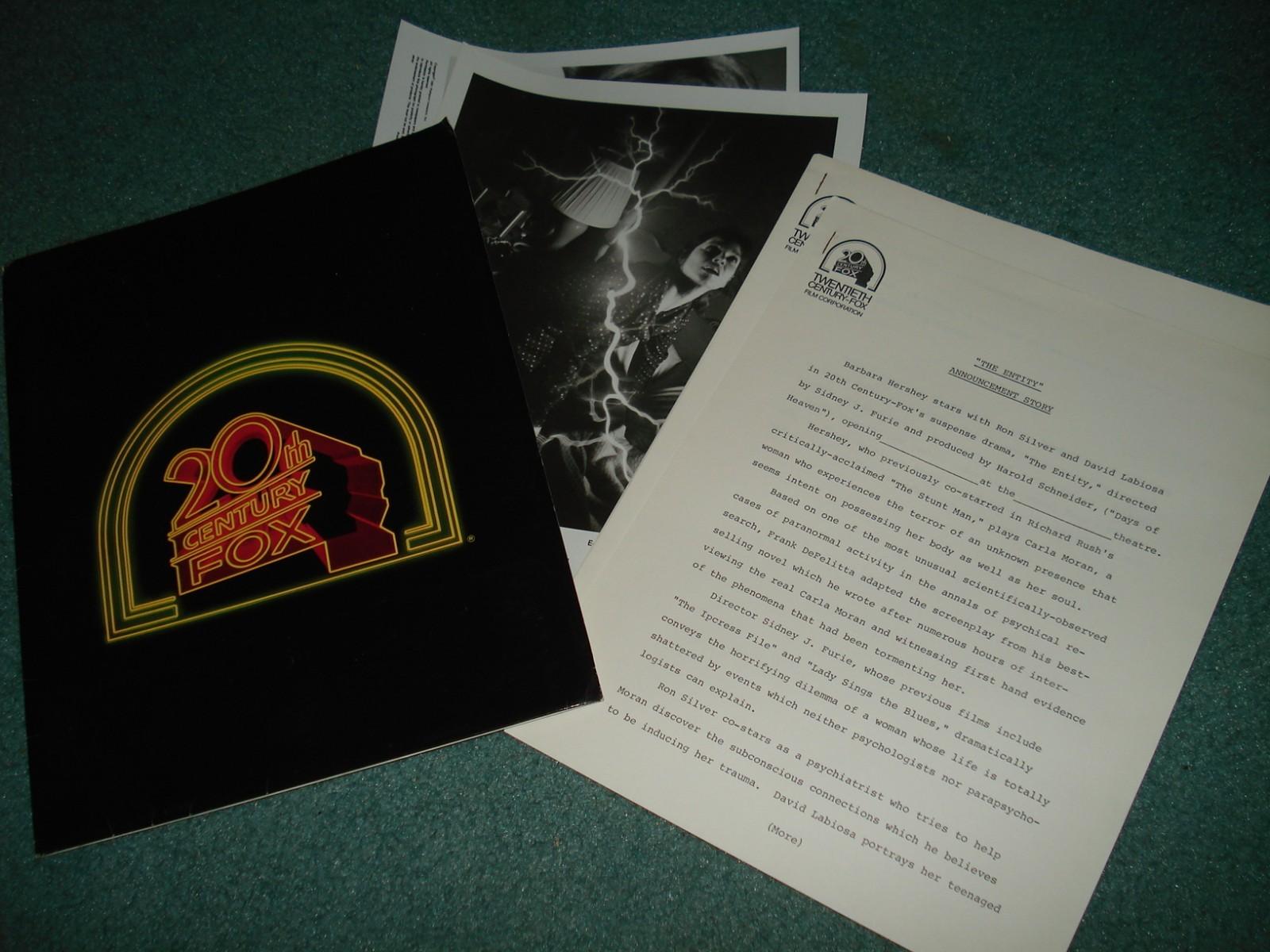 THE ENTITY Orig. 1981 Press Kit w/Glossy B&W Stills~Barbara Hershey, Ron Silver