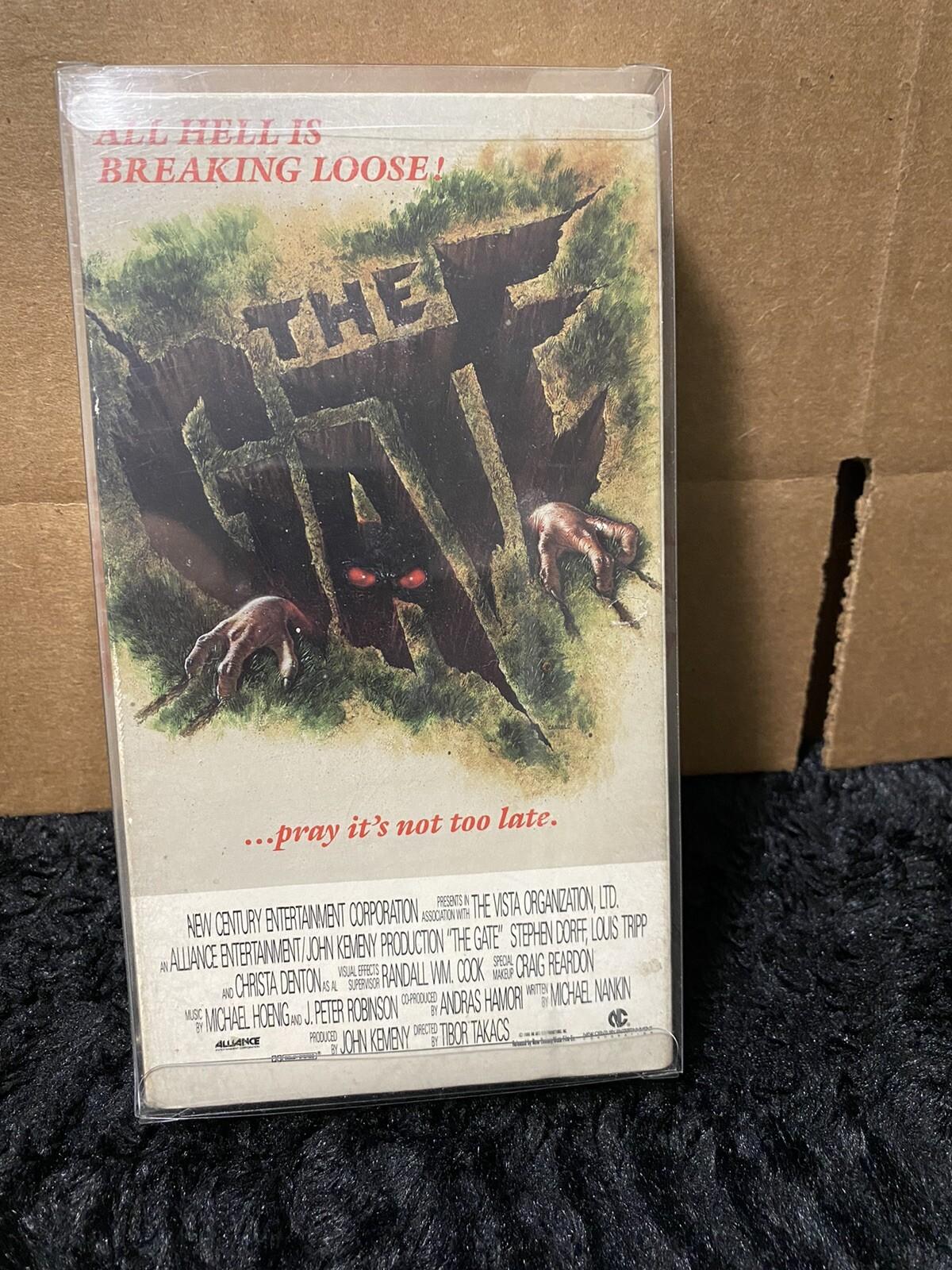 The Gate VHS Vestron 1987 HORROR Thriller….