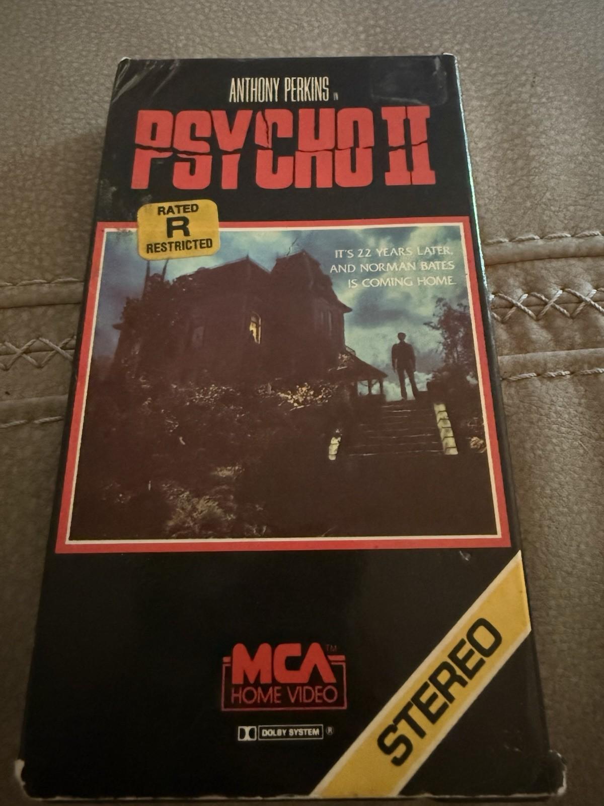 Vintage Psycho 2 VHS Yellow Stereo Stripe Cover Anthony Perkins MCA, 1984