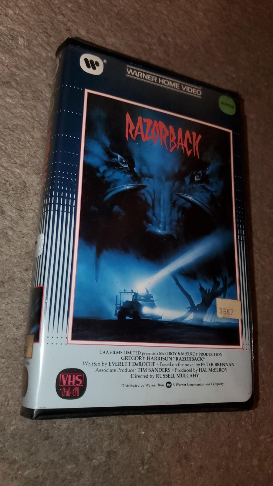 Razorback VHS 1984 Warner Home Video Horror Cult Film Clamshell Tested