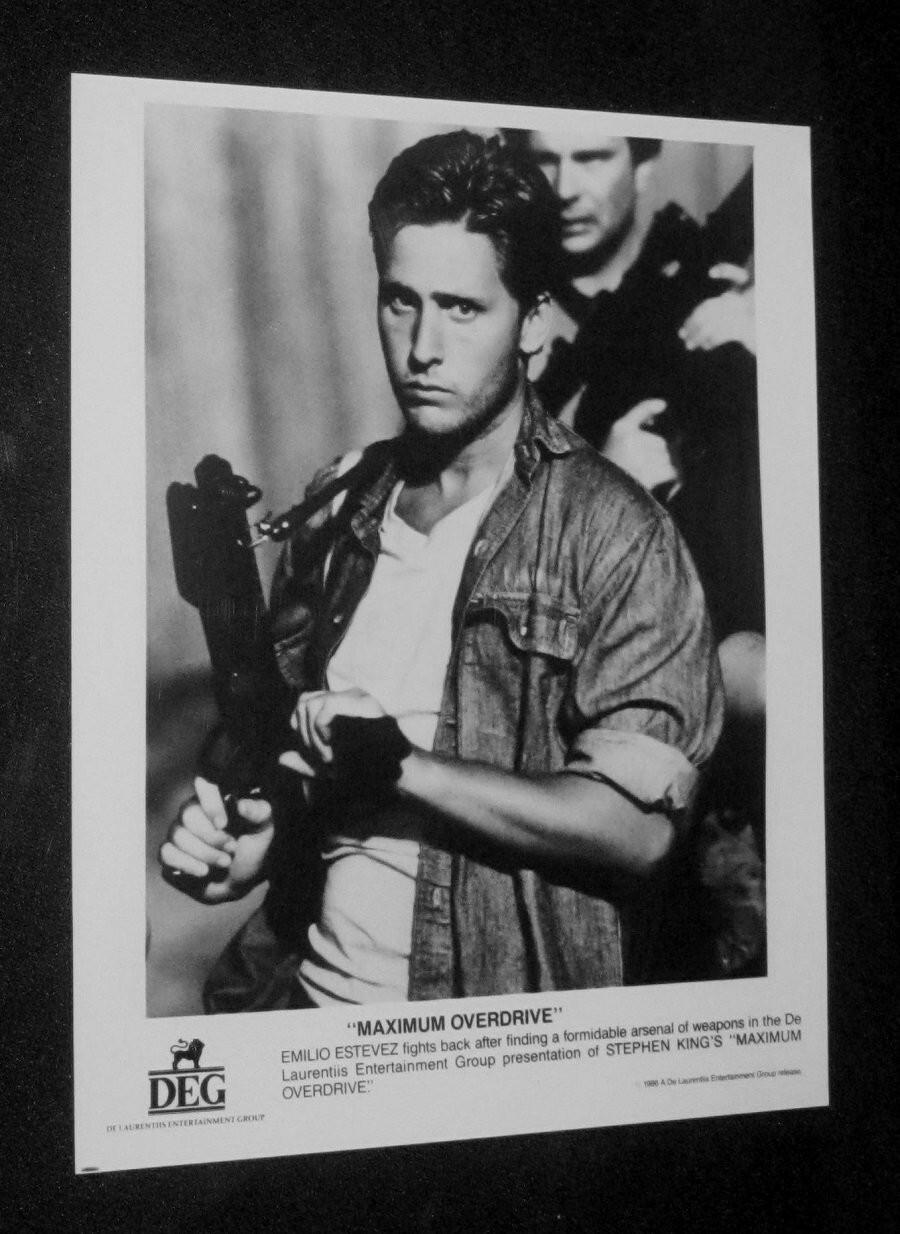 Original STEPHEN KING MAXIMUM OVERDRIVE Press Kit Still EMILIO ESTEVEZ #1