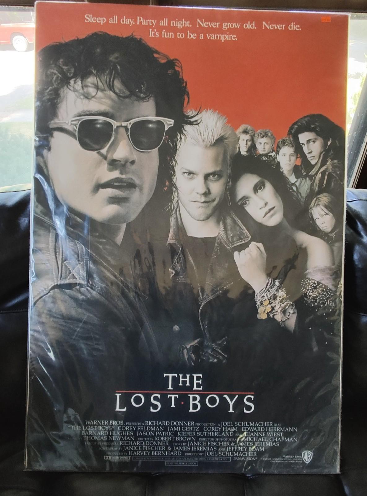 THE LOST BOYS (1987) ORIGINAL ROLLED THEATRICAL ONE SHEET MOVIE POSTER  - VF/NM