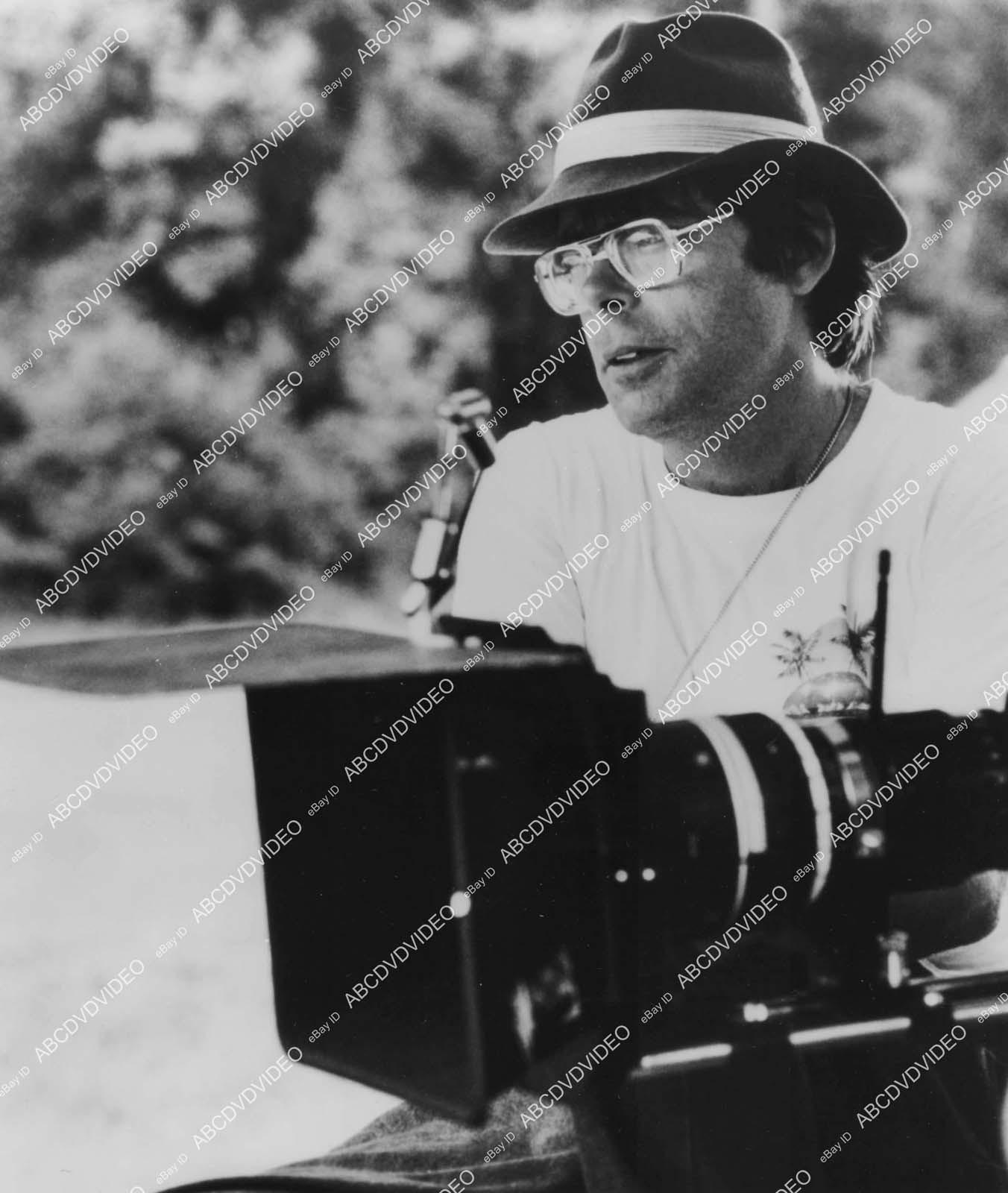 ] 1986 director writer Stephen King film Maximum Overdrive - crp-25694