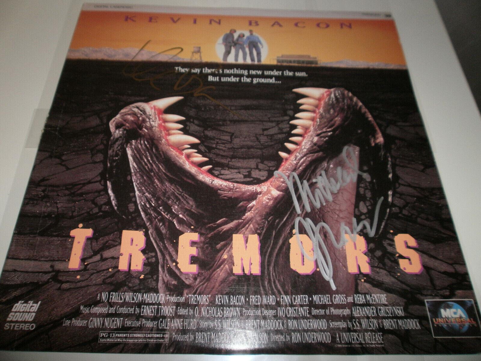 Tremors (1990) movie rare laserdisc signed by Kevin Bacon and Michael Gross PSA