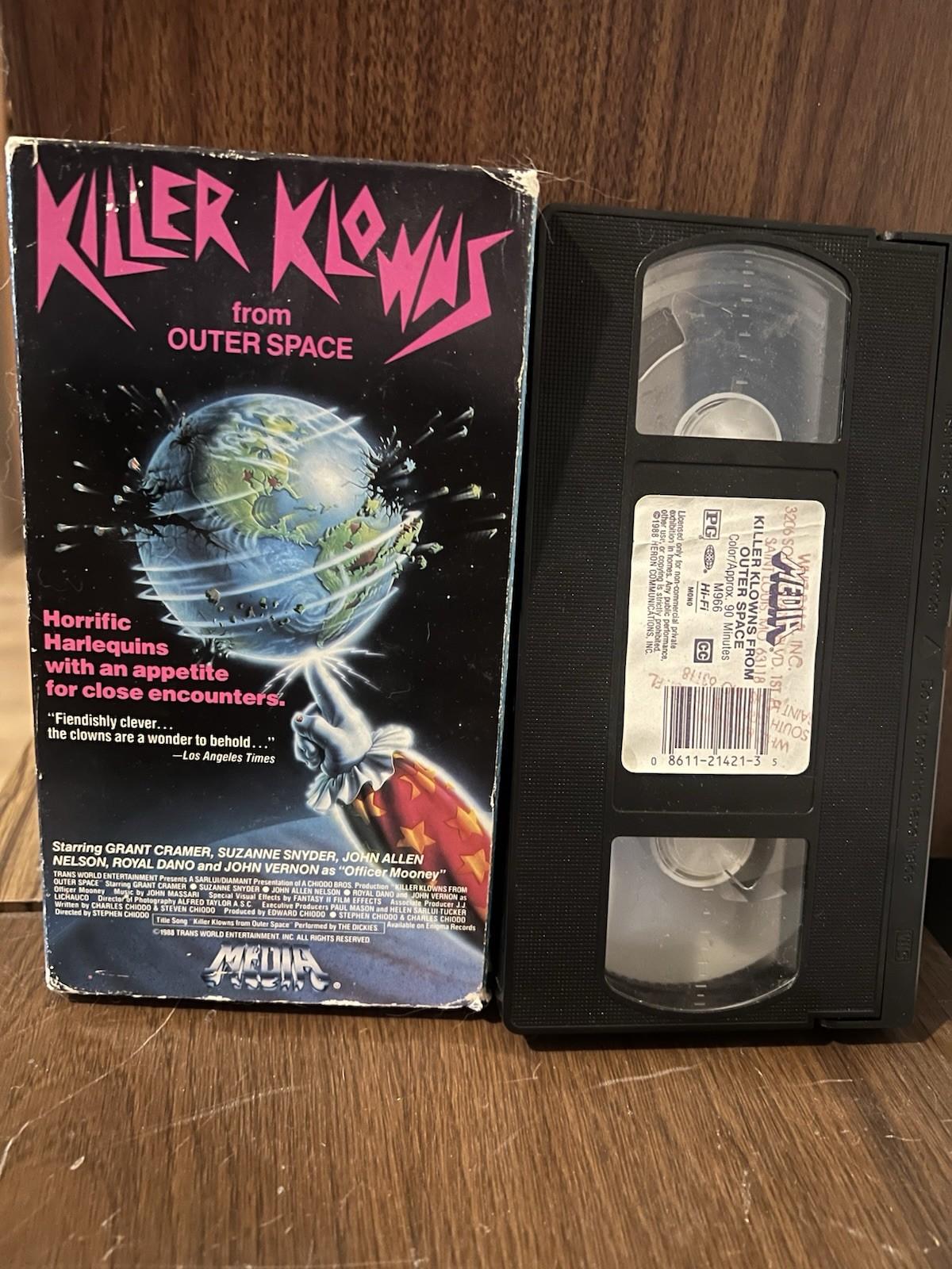 Killer Klowns From Outer Space VHS Original Media Release