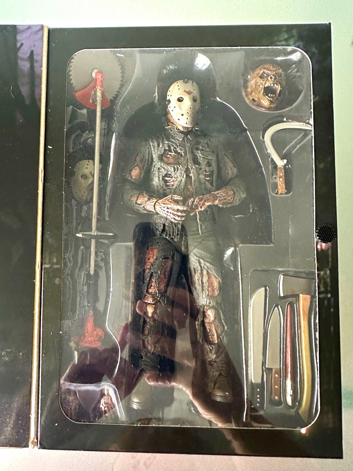 Friday the 13th Part VII New Blood Jason Voorhees Boxed Figure Set NECA 