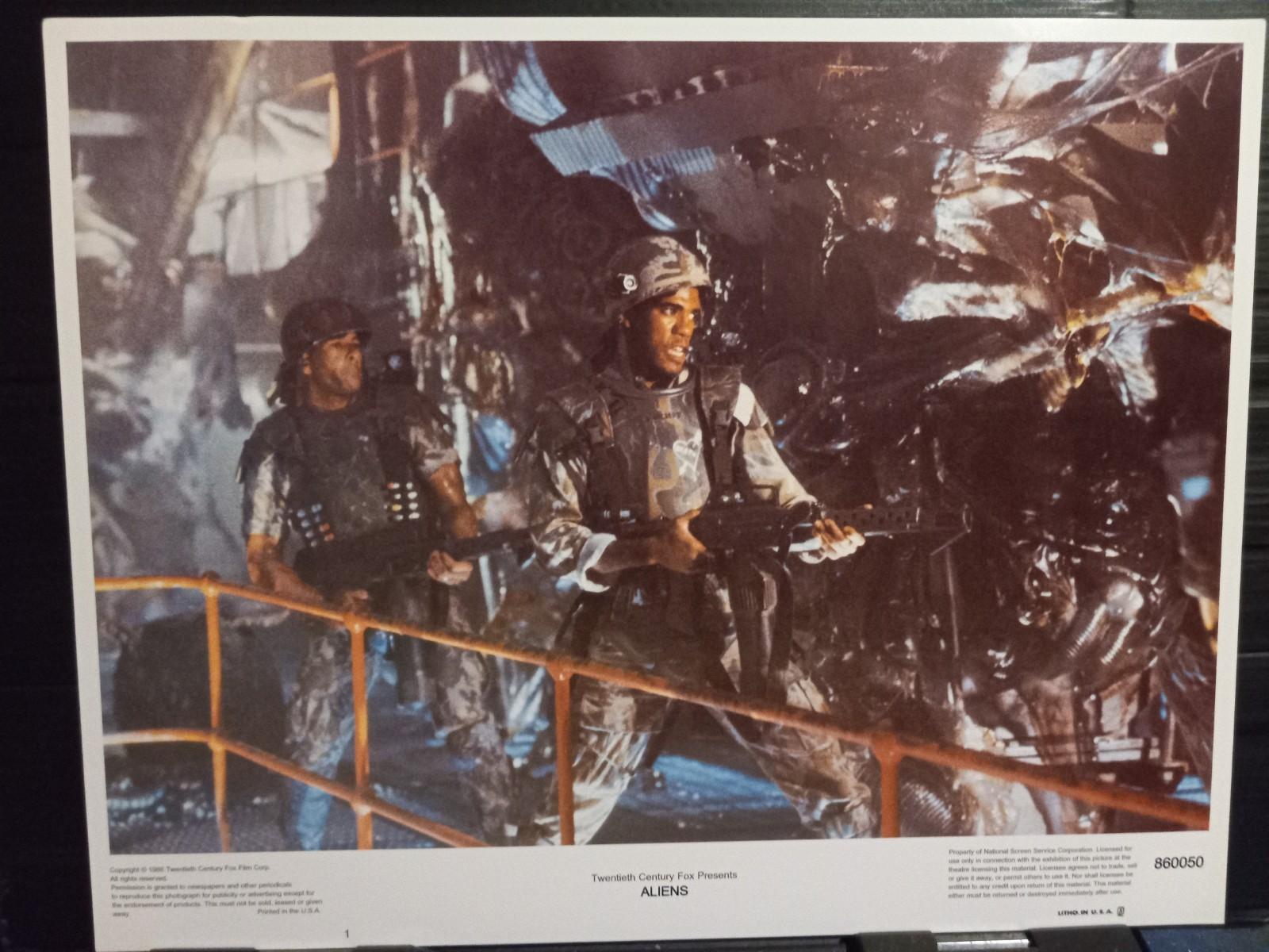 Lobby Card 1986 ALIENS Ricco Ross marines fight aliens in ship James Cameron