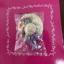 Hat Bonnet Spring Flowers Brooch Lapel Pin Vintage 1980s Promo Pinback New