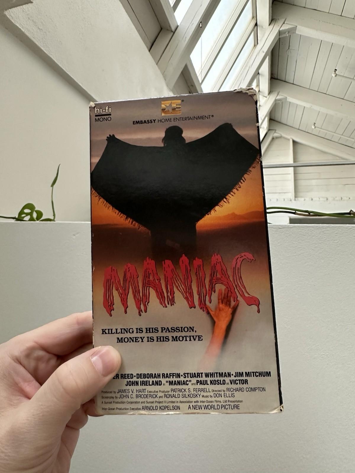 MANIAC VHS Tape 1977 Embassy 1986 Home Video RARE Assault On Paradise / Ransom