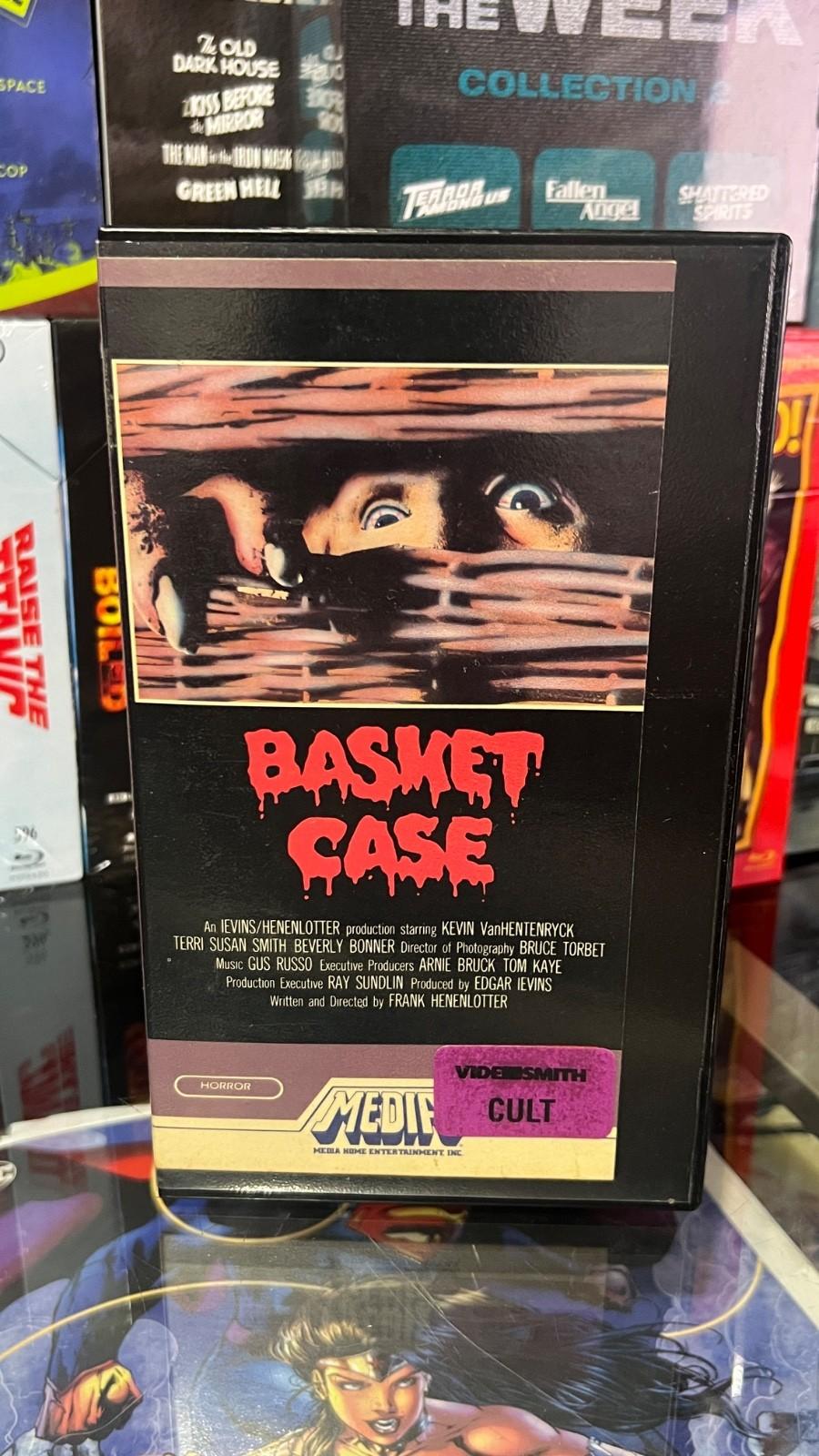Basket Case (VHS) Frank Henenlotter, Media Video ORIGINAL RENTAL!
