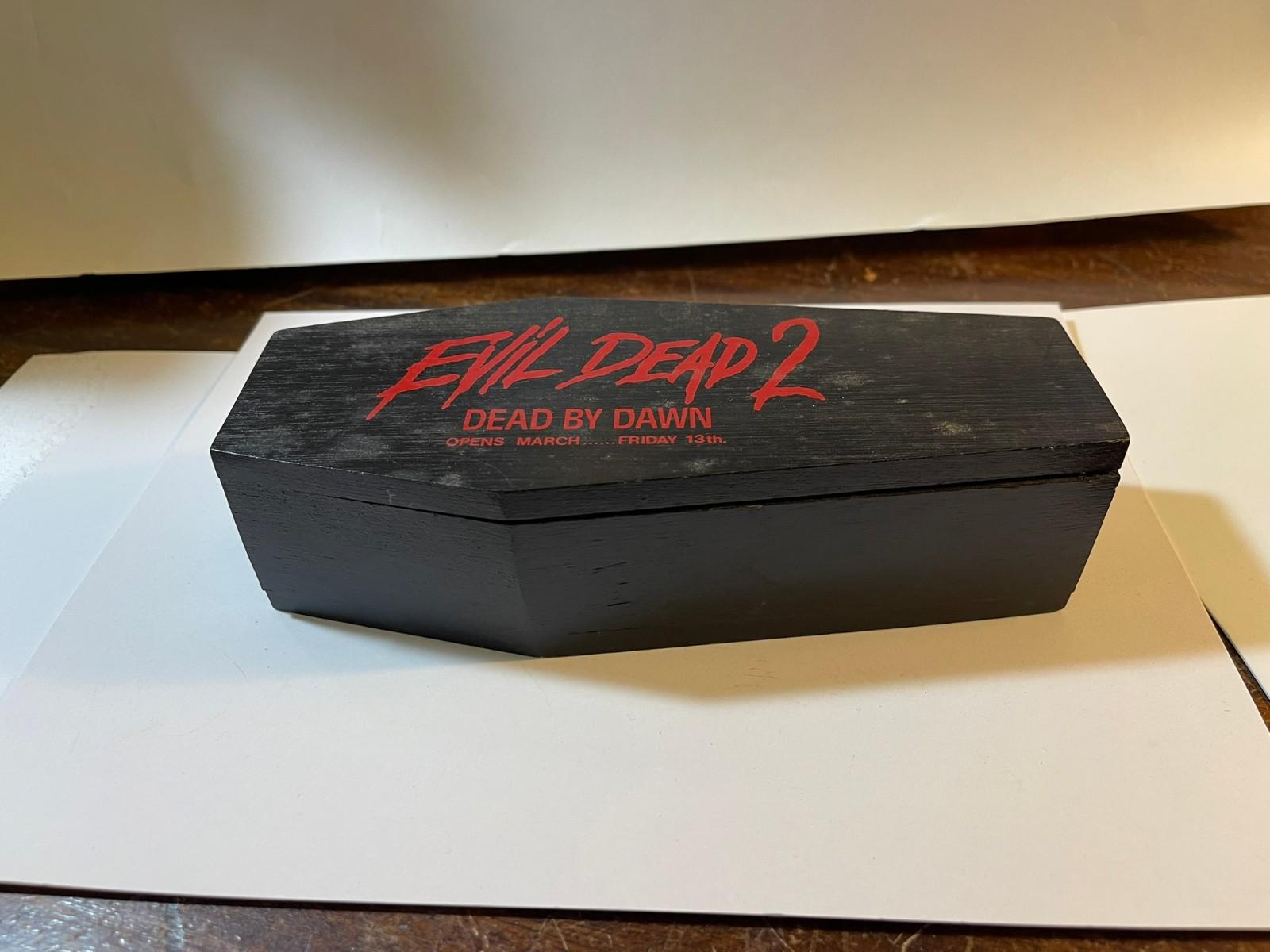 Evil Dead 2 Dead By Dawn PROMO Mini Coffin w/finger press release VERY RARE '86