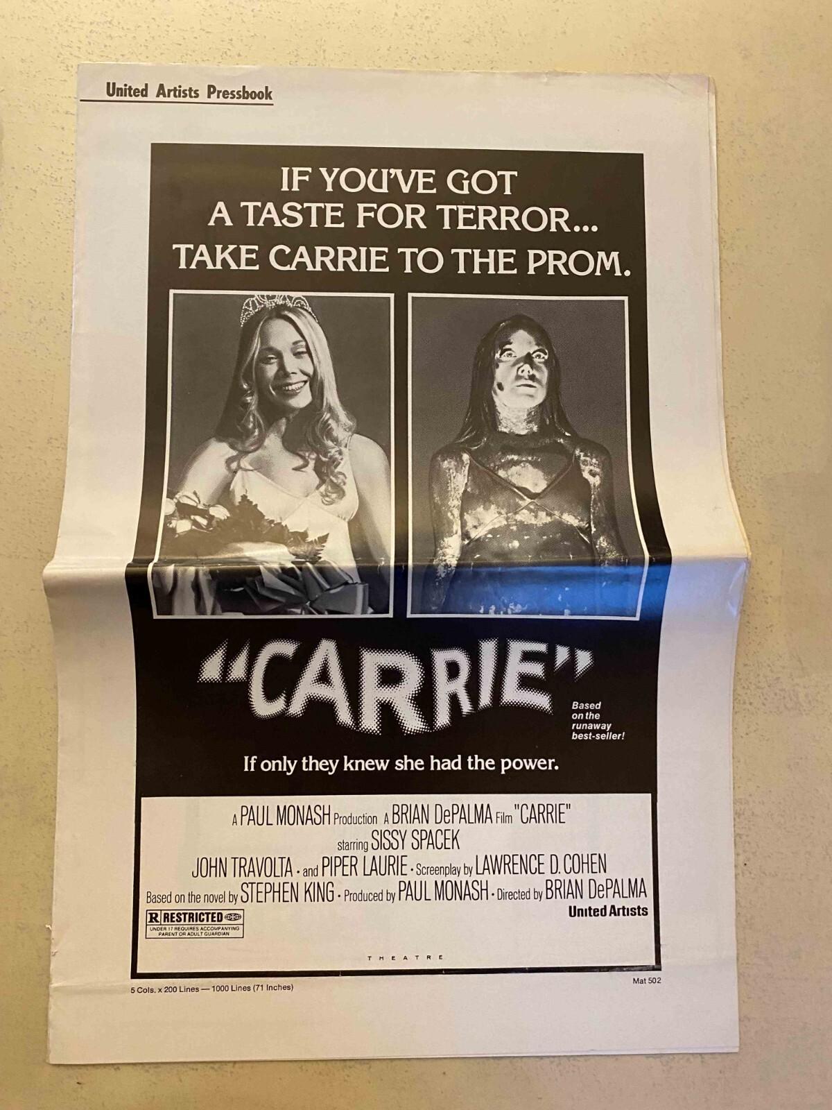 Carrie Pressbook 1976 Sissy Spacek, Piper Laurie, Amy Irving, Jon Travolta!