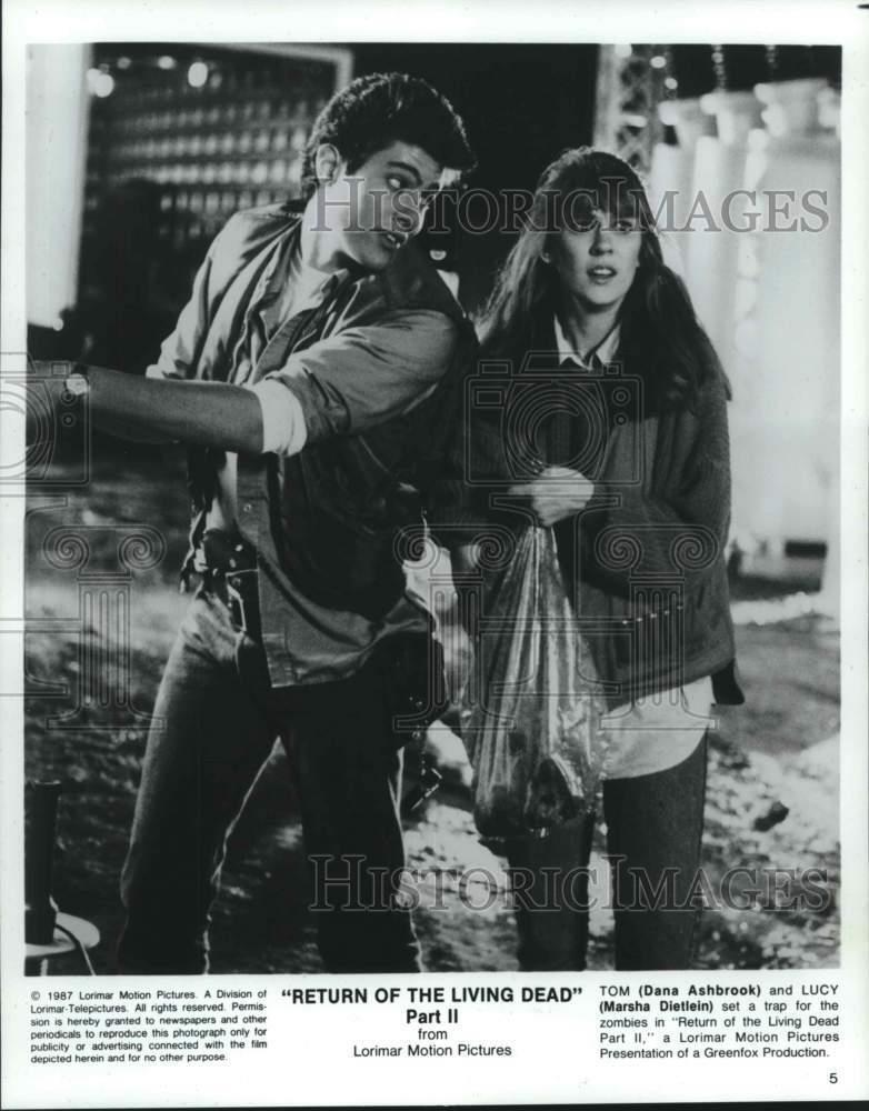 1987 Press Photo Scene from "Return of the Living Dead Part II" - nox46075