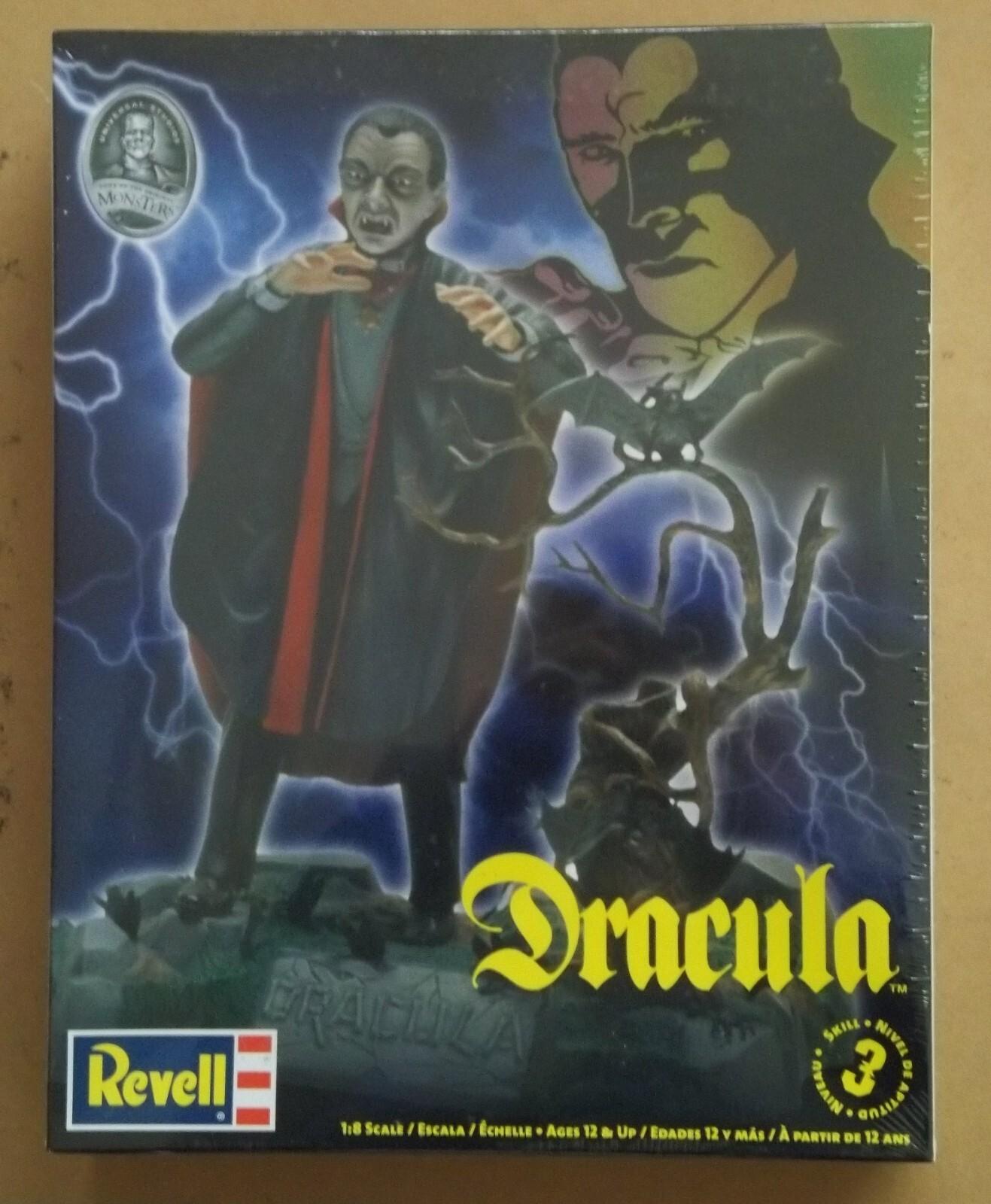Revell DRACULA Universal Monster Model Kit #6517 - RARE - NIB Sealed