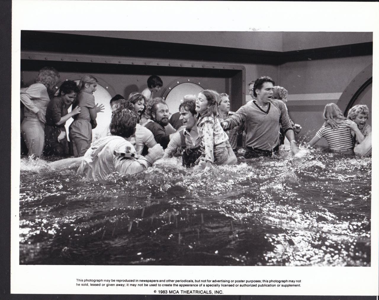 Jaws 3-D 1983 tourist attack scene original movie photo 24327