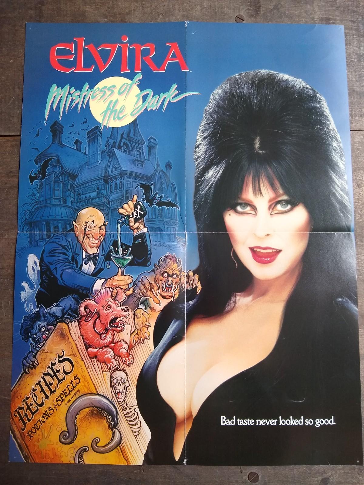 Elvira Mistress of the Dark (1988) Sexy Cassandra Peterson Pressbook Poster #899