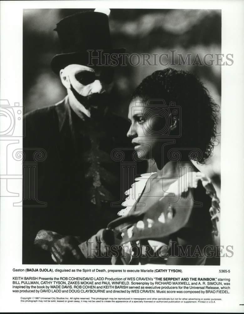 1987 Press Photo "The Serpent and the Rainbow" Movie Scene - lrp75976