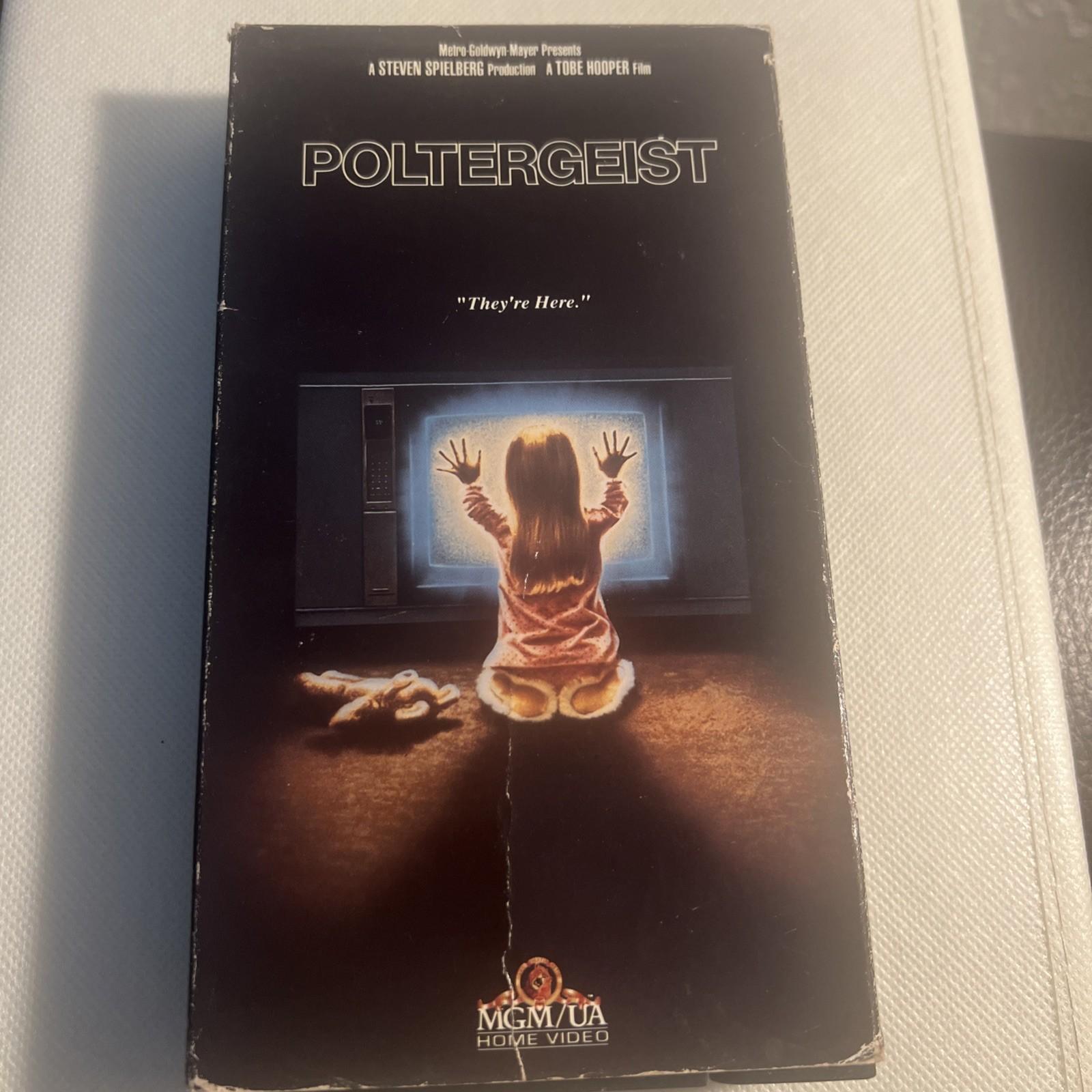 Poltergeist (VHS, 1992 Release) 1982 Movie Horror Halloween Rare HTF Slipcase