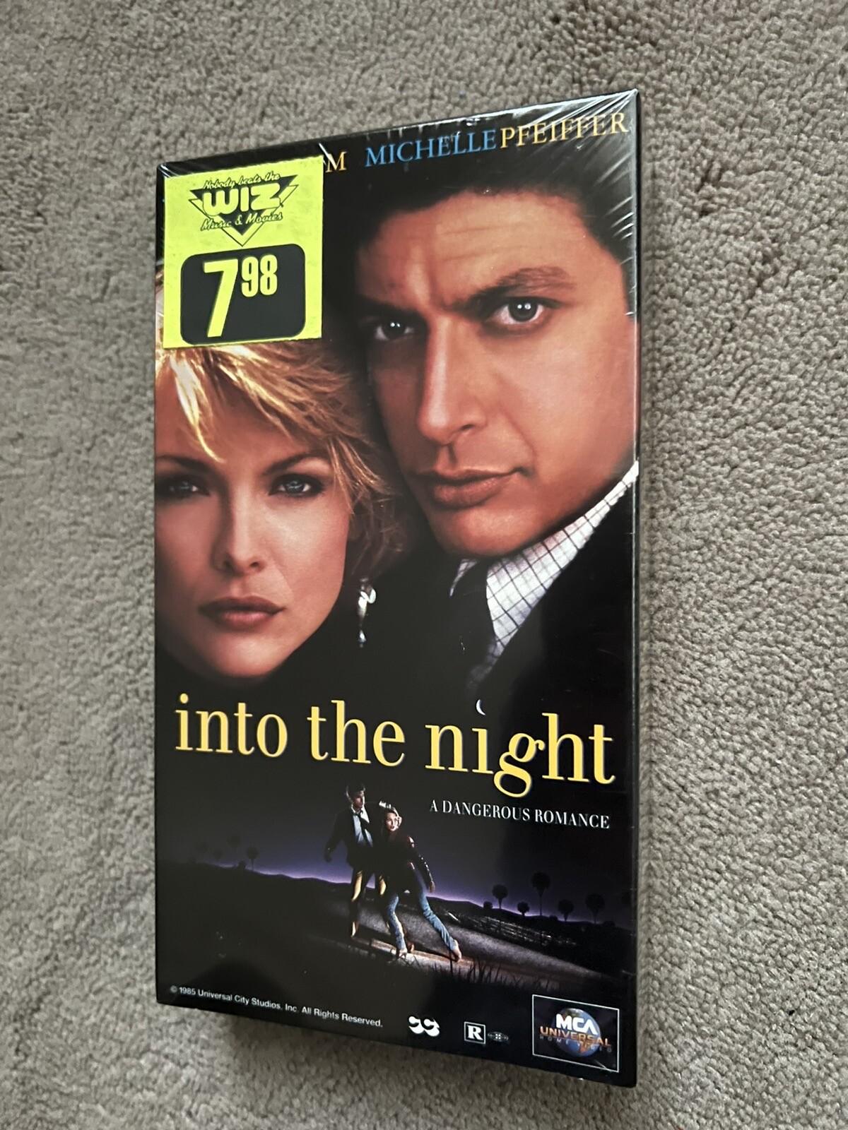 🔥Into the Night VHS 1996 Jeff Goldblum Michelle Pfeiffer RARE and SEALED🔥