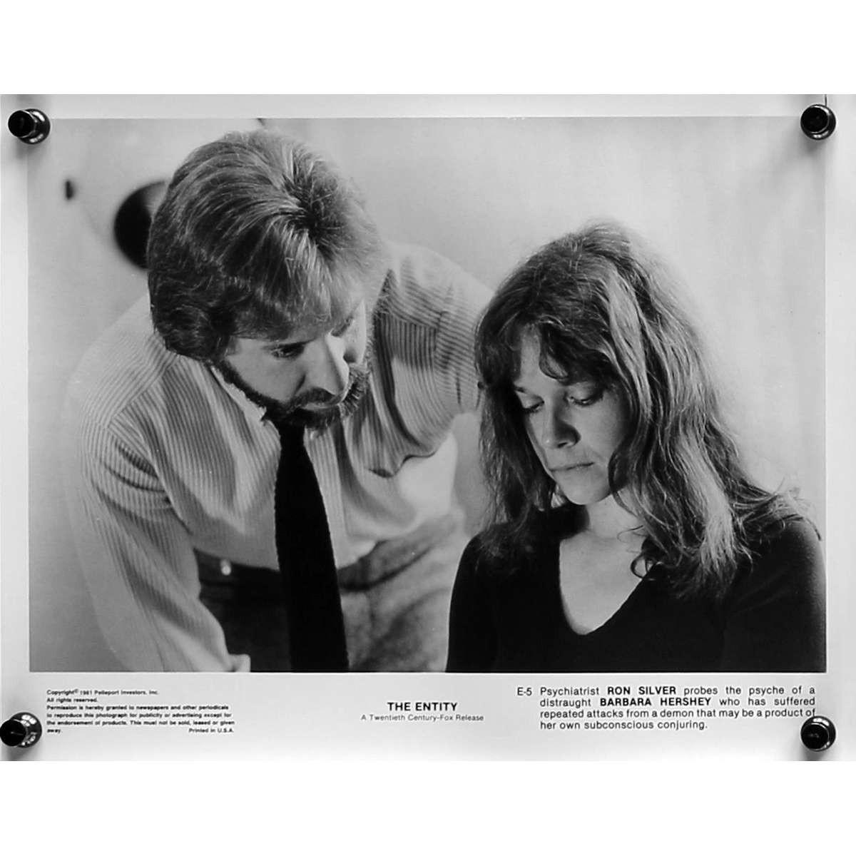 THE ENTITY Original Movie Still N05 - 8x10 in. - 1982 - Sidney J. Furie, Barbara