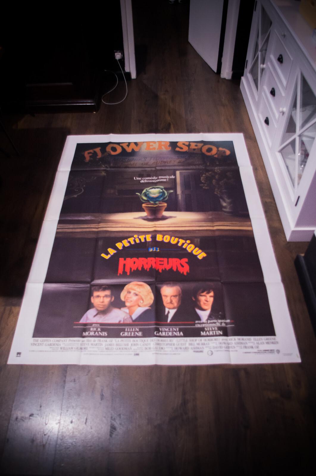 LITTLE SHOP OF HORRORS French Grande Vintage Movie Poster Original 1988