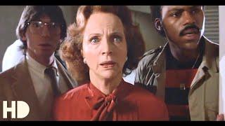 "THE DISTURBANCES" SCENE😫😧 | HORROR MOVIE | POLTERGEIST (1982)